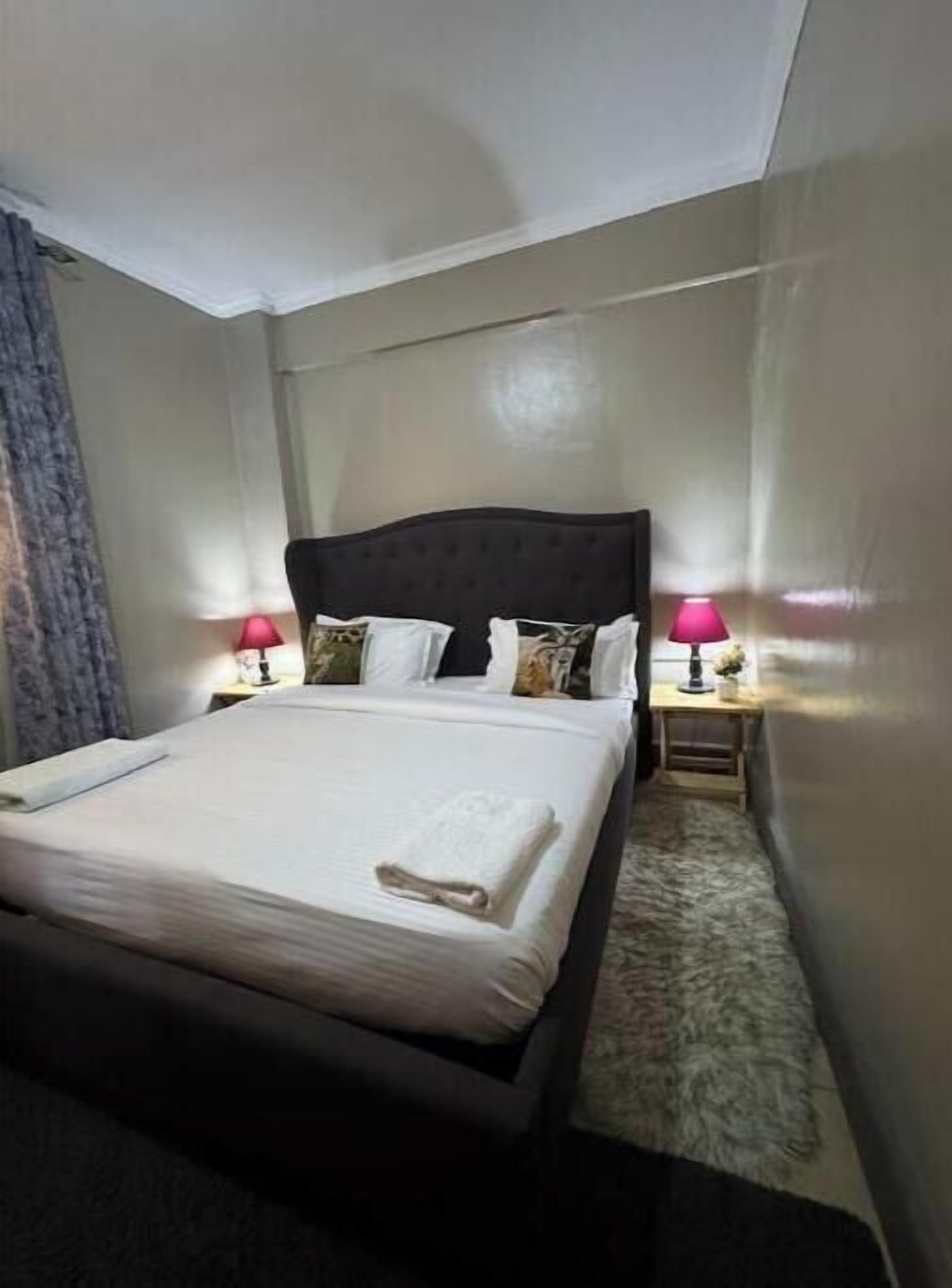 2 habitaciones, tabla de planchar con plancha y wifi 