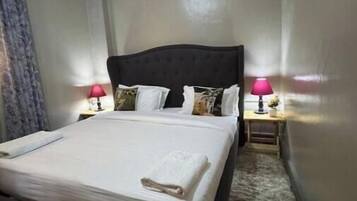 2 habitaciones, tabla de planchar con plancha y wifi