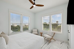 18 bedrooms, free WiFi, bed sheets