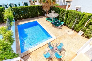 Villa | Pool | Indoor pool, outdoor pool
