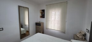 Apartment | 2 bedrooms, iron/ironing board - 2-bed Apartment With Pool (Benidorm)