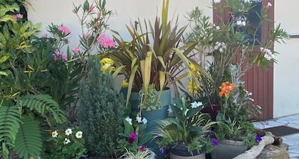 Quiet cottage with garden, parking... everything you need to relax!