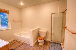 Casa, 3 habitaciones | Baño