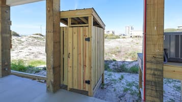 Casa, 4 habitaciones | Áreas de la propiedad