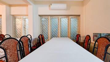 House | Tempat makan