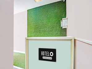 House | Reception
