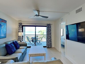 Smart TV - Seaside 409 | Steps to the Sand + Loaded w. Resort Extras! (Fort Myers Beach)