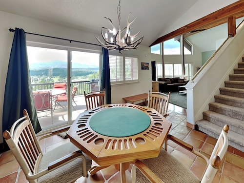 Eagle's Nest | Stunning View, Hot Tub, Great Location