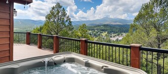 Eagle's Nest | Stunning View, Hot Tub, Great Location