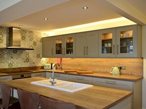 Frigorífic, microones, forn i rentaplats 