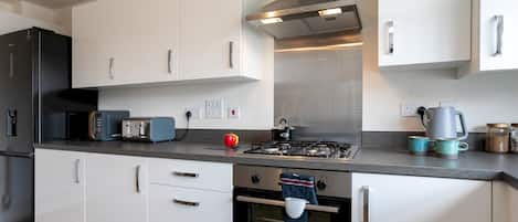 Fridge, microwave, oven, dishwasher