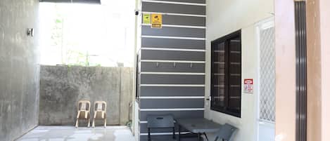 Bungalow, 3 Bedrooms, Smoking, Patio | Outdoor dining