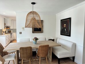 Dining - Oceanfront Modern Luxury 3-bedroom beach house (Westbrook)