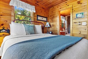 3 chambres, bureau, Wi-Fi, draps fournis