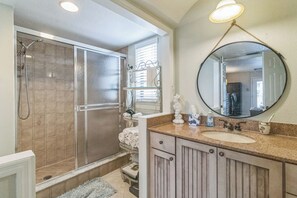 Hair dryer, towels, soap, shampoo