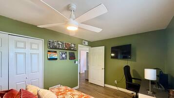 2 bedrooms, free WiFi, bed sheets