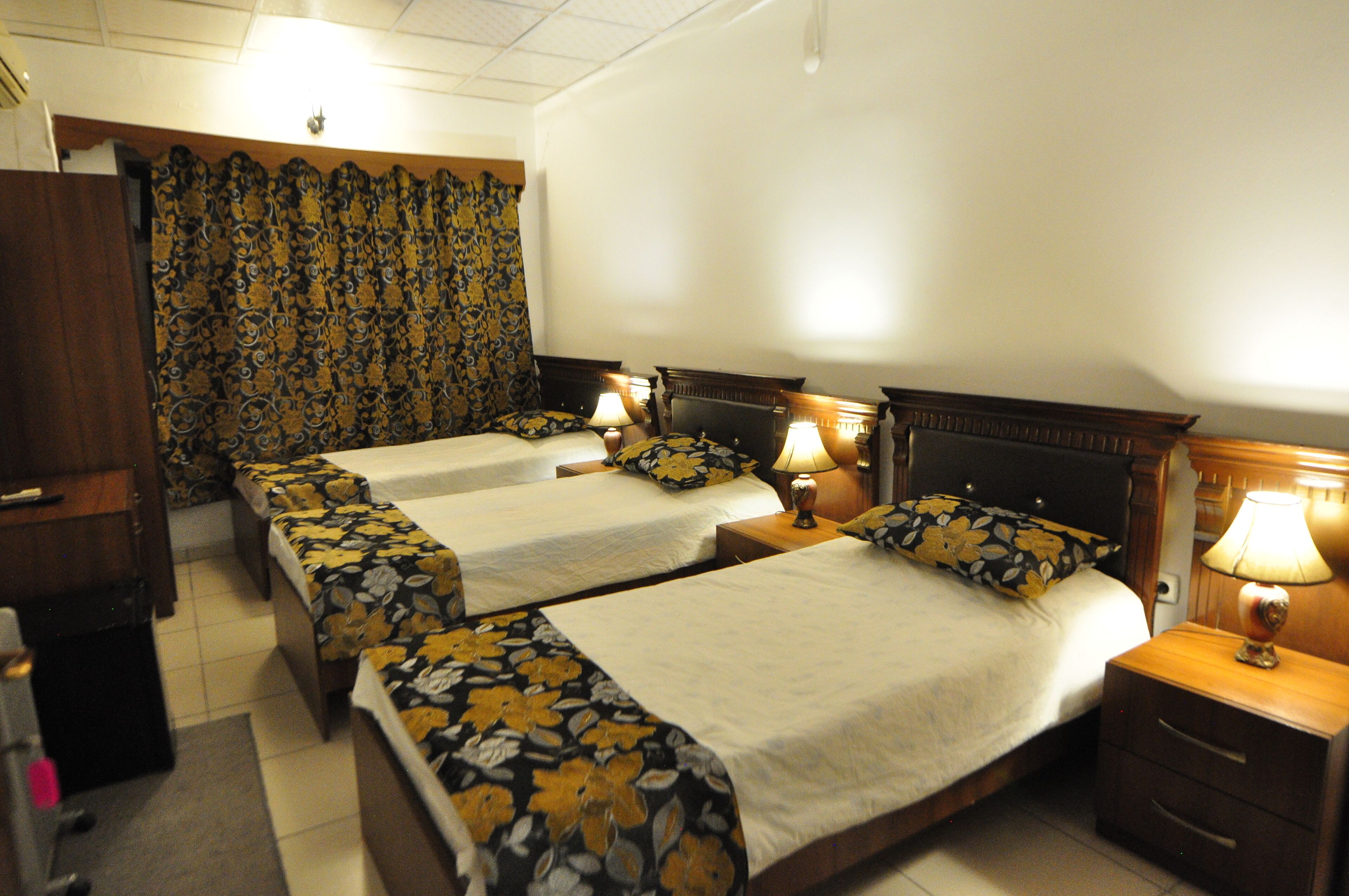 Quarto triplo clássico