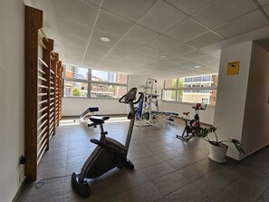 Fitness facility - Apartment With Heated Pool (Benidorm)