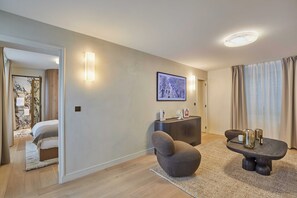 2 bedrooms, laptop workspace, iron/ironing board, bed sheets - Sublime new Apartment Louvre Palais-royal (Paris)