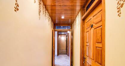 Collection O Transport Nagar Metro Station