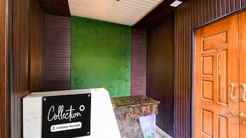 House | Reception