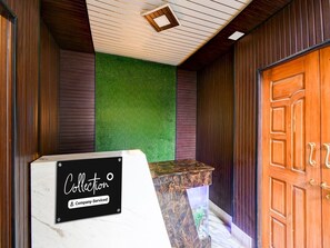 Casa | Reception
