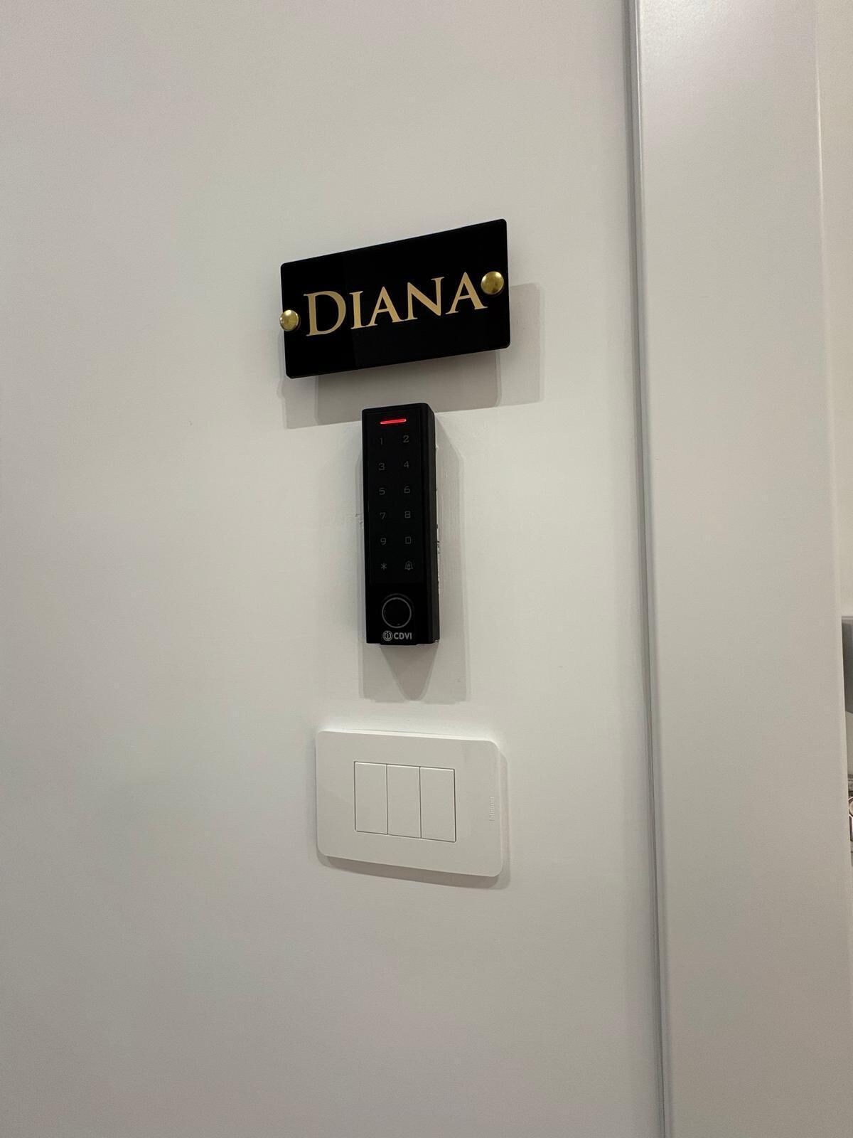 خزنة داخل ا لغرفة وستائر تعتيم وواي فاي مجانًا