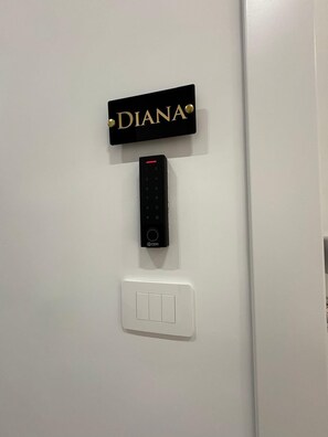 Deluxe Double Room | In-room safe, blackout drapes, free WiFi - Domus Matronae (Castellammare di Stabia)