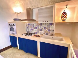 Microwave, oven, stovetop