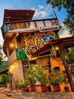 Fachada de la propiedad