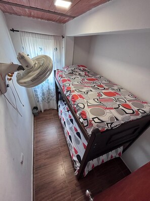 Chambre Économique | Wi-Fi gratuit