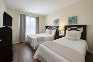 5 室のベッドルーム、アイロン / アイロン台、旅行用ベビーベッド、WiFi (無料)