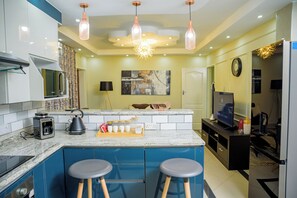 Microwave, oven, stovetop