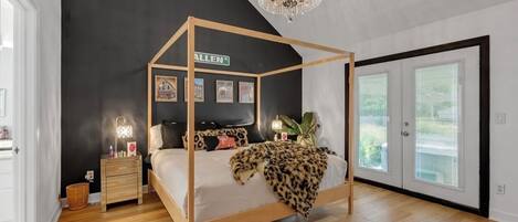 3 chambres, fer et planche à repasser, Wi-Fi gratuit, draps fournis