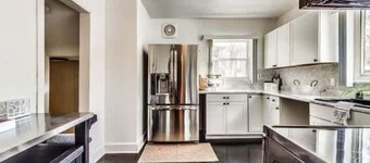 5BR near Huntington Place, Ford Field, LCA