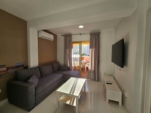 Apartment | Living room