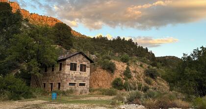 Historical Ash Creek Canyon Mining Cabin Chrysotile, Arizona