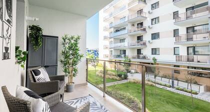 Giella Studio in Pallady, Sector 3 Near Metro