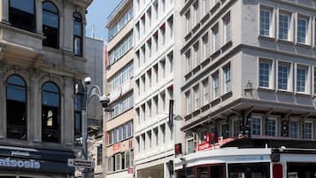 Facciata della struttura