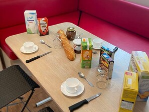 Dining - Mobile home 6 pers with terrace (Saint-Maurice-d'Ibie)