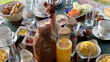 Free daily full breakfast