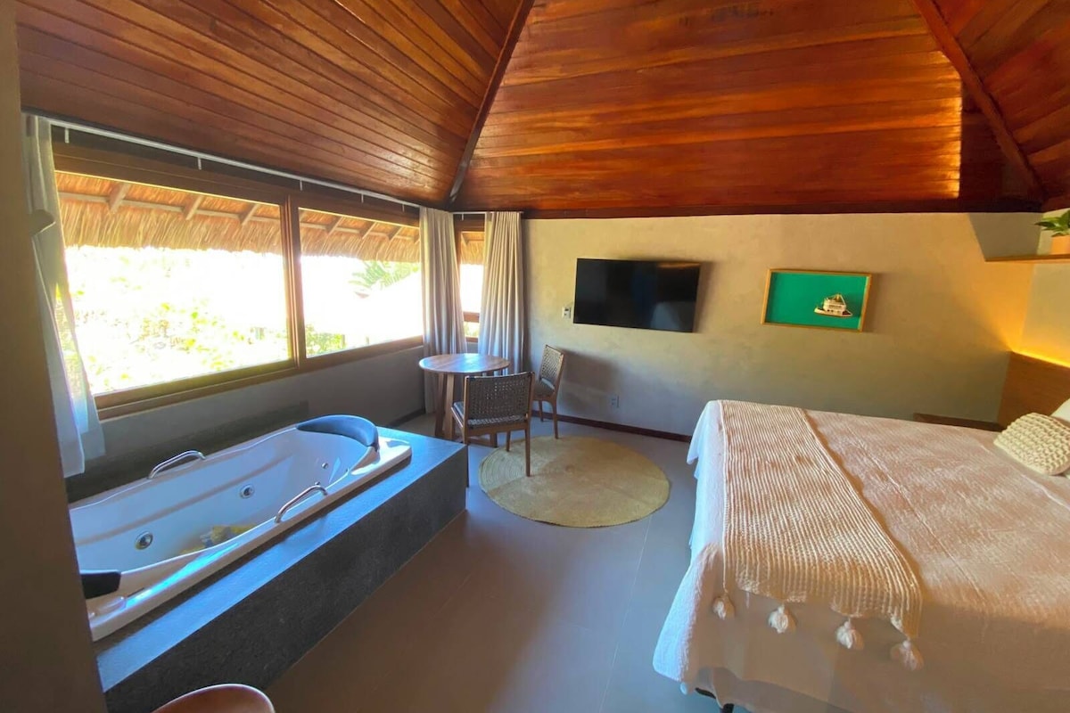 SUÍTE MASTER VISTA MAR com banheira de hidromassagem | Desk, soundproofing, WiFi (free), bed sheets