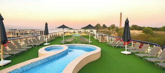 Nile Cruise Rene, Every Wednesday from Aswan for 3 nights and every Saturday from Luxor for 4 nights, including three meals