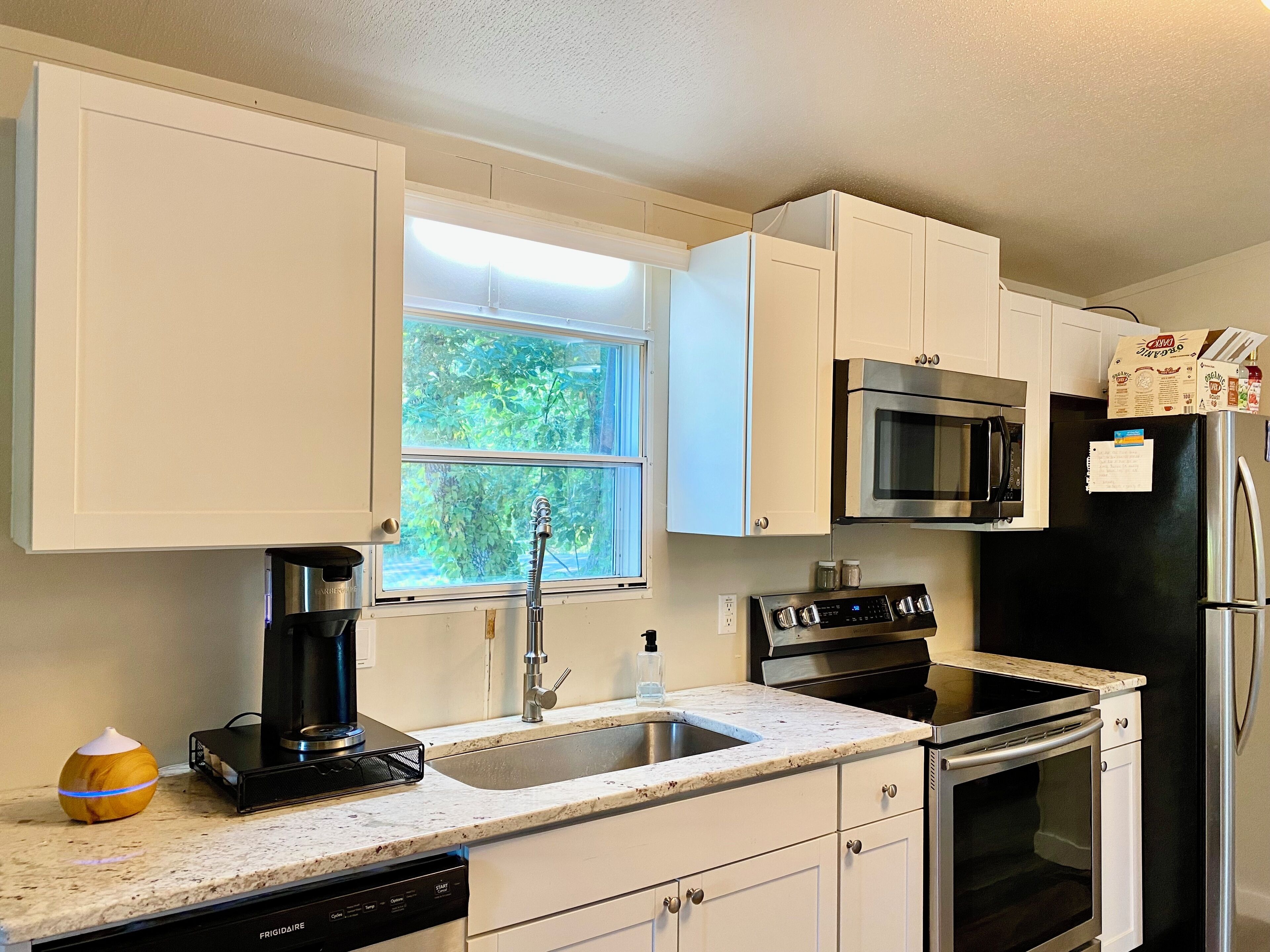 Microwave, oven, stovetop, dishwasher