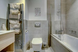 Bathroom - 270m from resort center, 1st floor, tv, 50m², Morzine (Morzine)