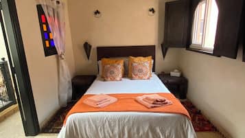 3 slaapkamers, een strijkplank/strijkijzer, wifi, beddengoed