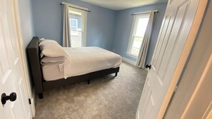 4 quartos, Wi-Fi de cortesia, roupa de cama