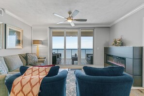 リビング エリア