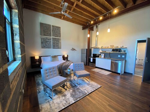 Loft #15 Luxury Studio