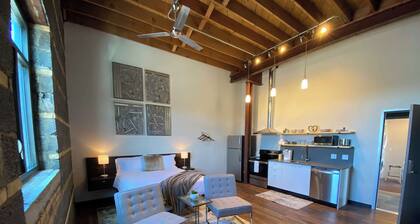 Loft #15 Luxury Studio